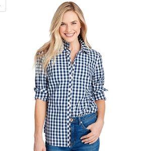 🐳 Vineyard vines classic button up